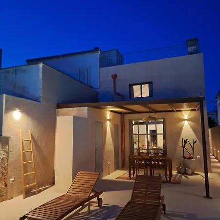 Del Capo By Lovesud *